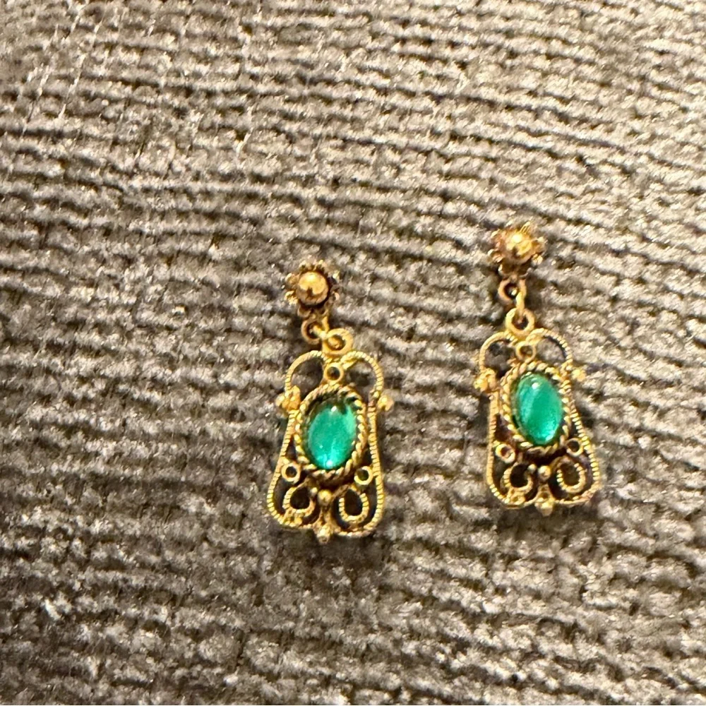 Elegant Gold and Green Earrings